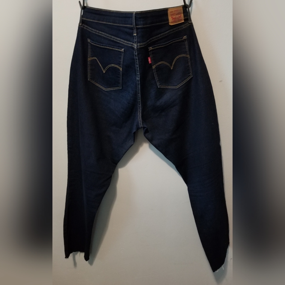 Levi's Cropped Stretch Skinny Jean's Women's